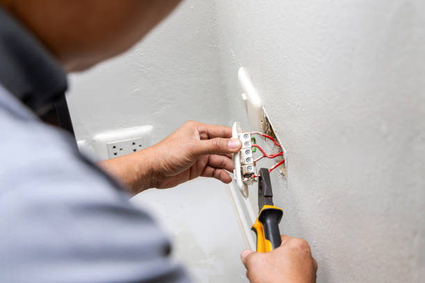 Best Affordable Emergency Electrician  in Hainesvle, IL